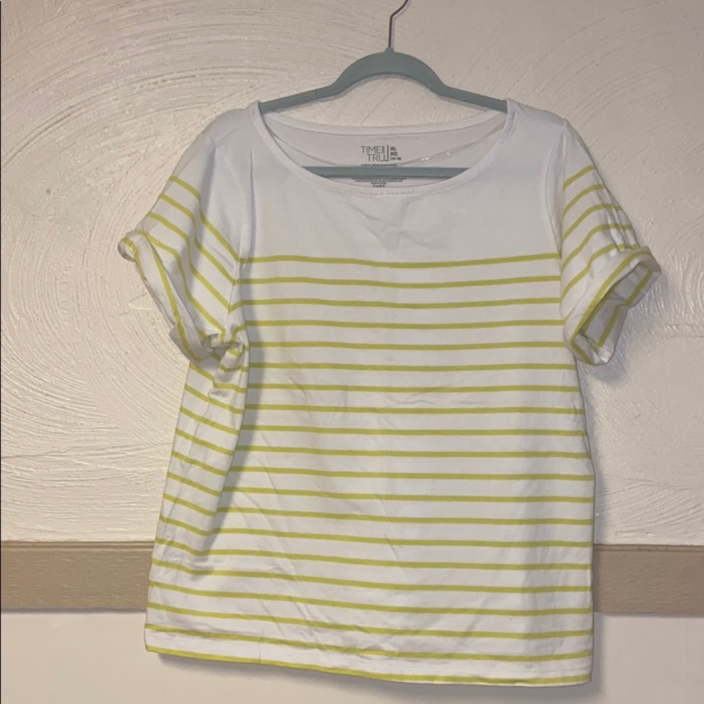 Time and Tru T-shirt